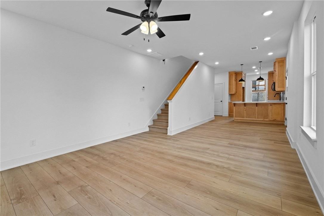 588 N Willow Ave #2 - Photo 6 of 44