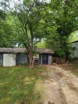 1121 S West Ave - Photo 1 of 1