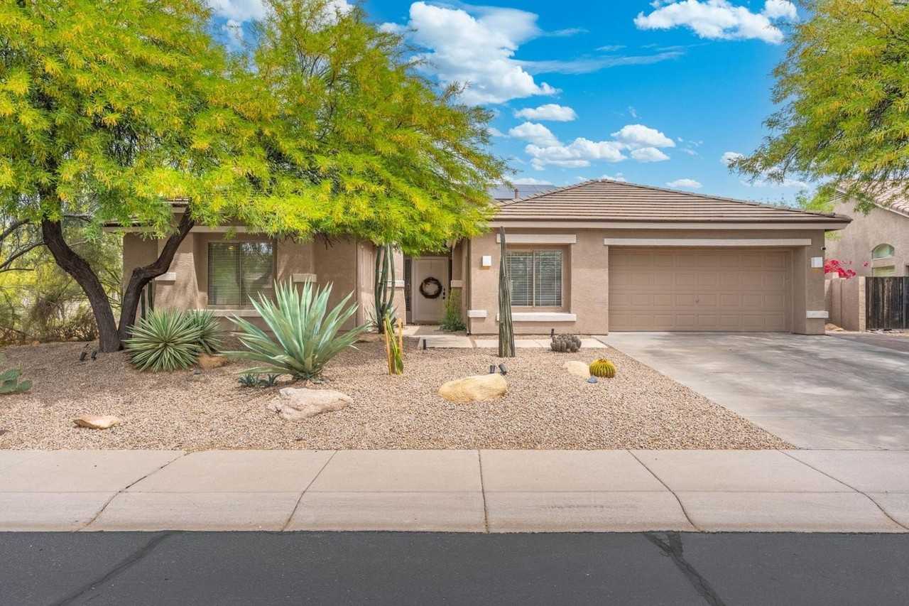 5404 E Lonesome Trl - Photo 4 of 50