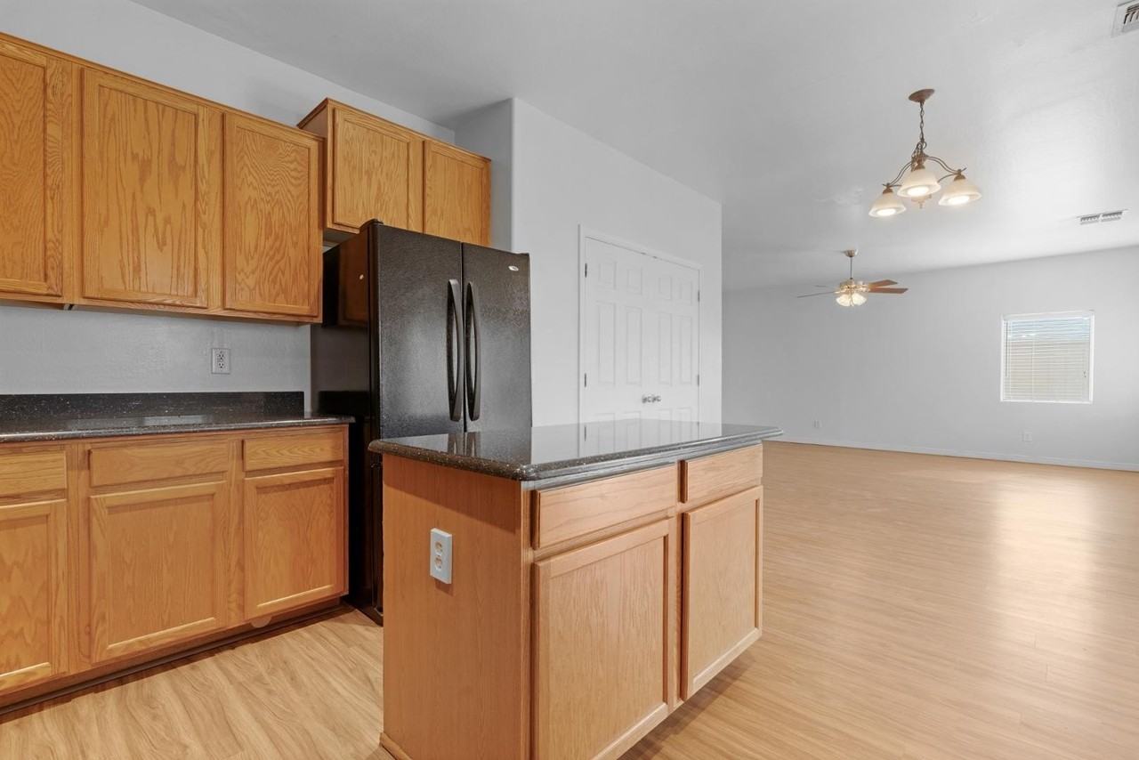 19676 N Locke Ct - Photo 6 of 19