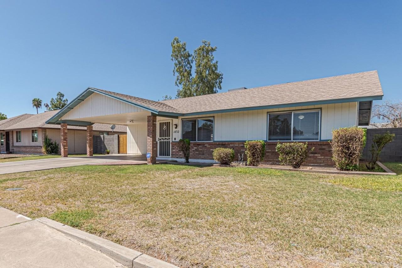 1432 S Oracle - Photo 2 of 24