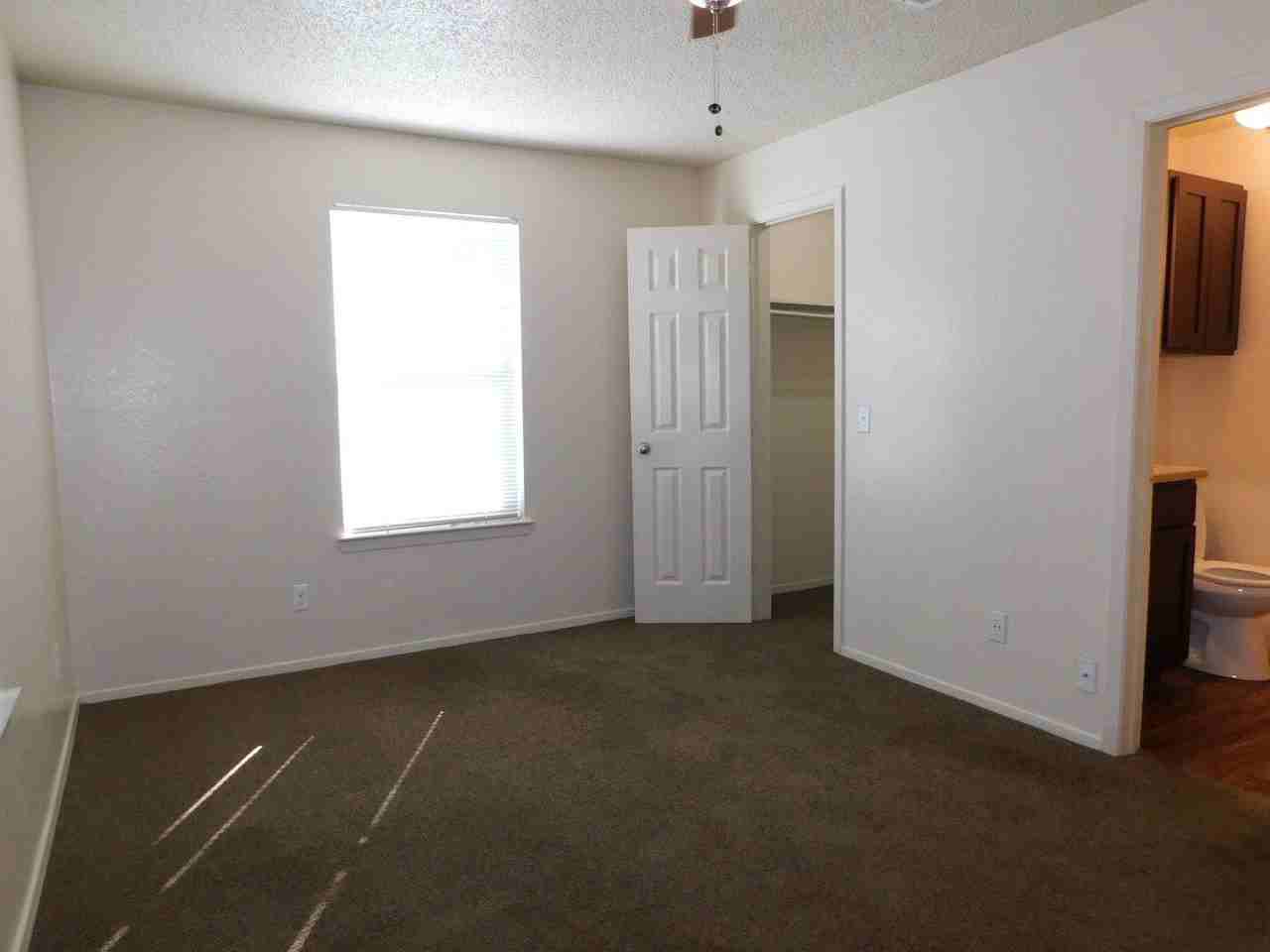 Gant Apartments - Photo 6 of 14