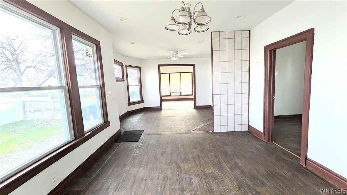 26 Madison St - Photo 7 of 14