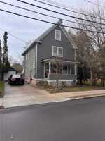 featured image of 7 Wood St