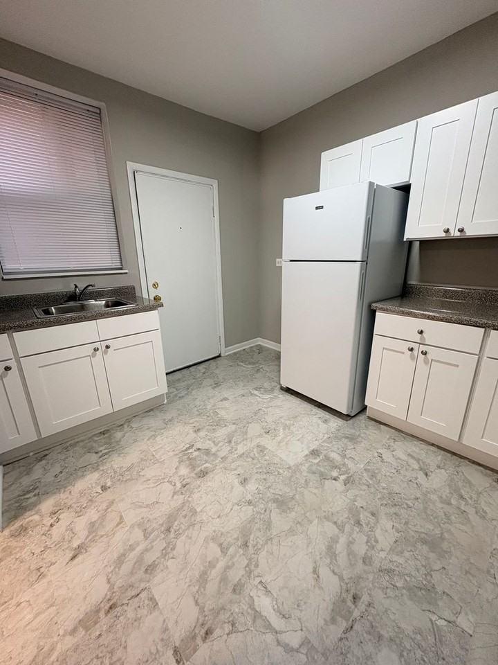 Washington Pine - Photo 4 of 24