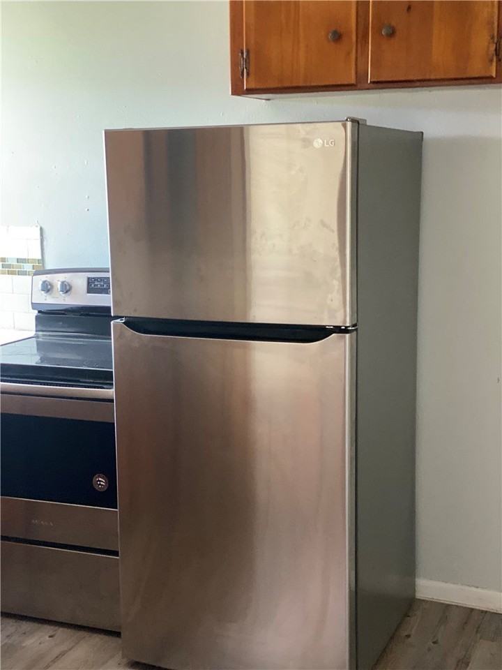 1106 Stratton Dr - Photo 4 of 9