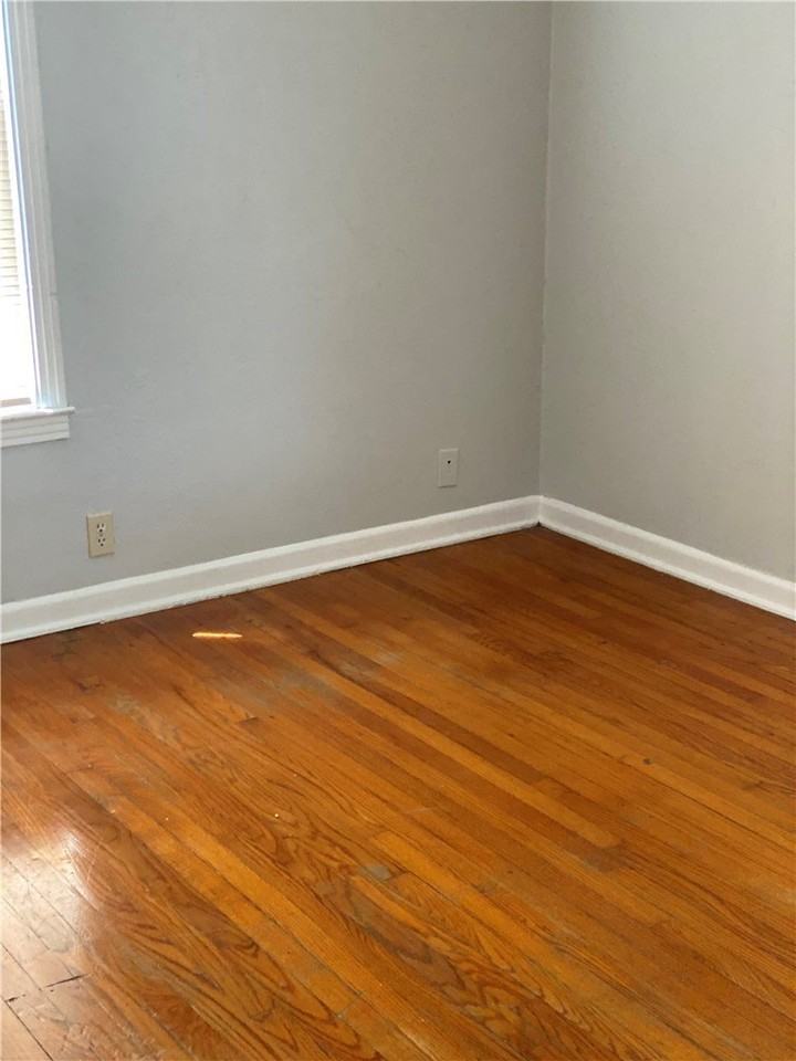 1106 Stratton Dr - Photo 6 of 9