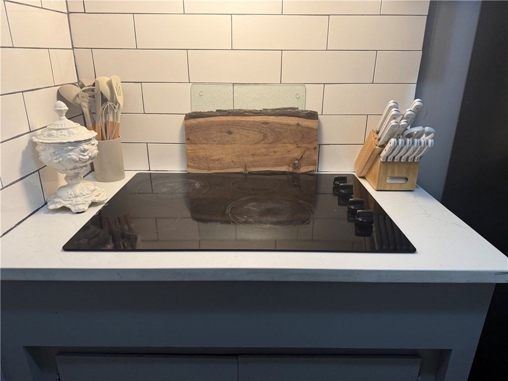 529 W Ragland Ave - Photo 3 of 11