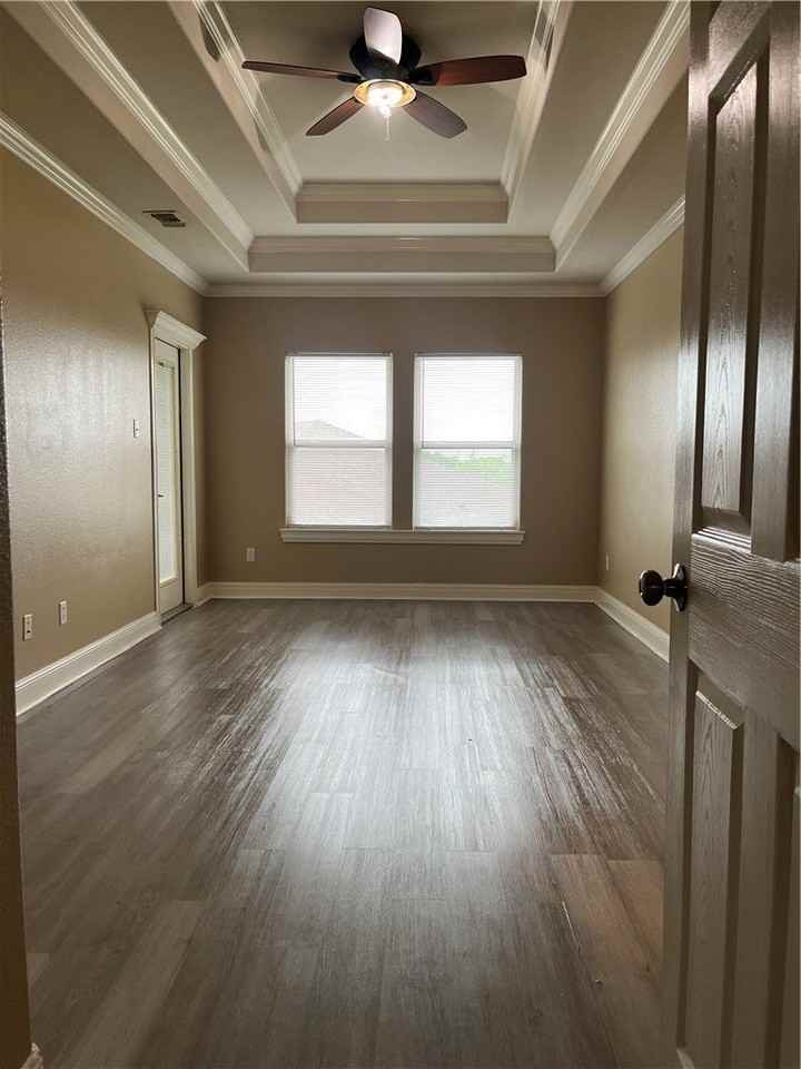 6530 Ample Arbor Ct - Photo 5 of 37