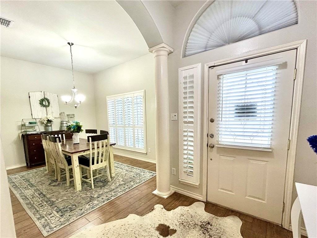 7005 Vineyard Dr - Photo 7 of 40