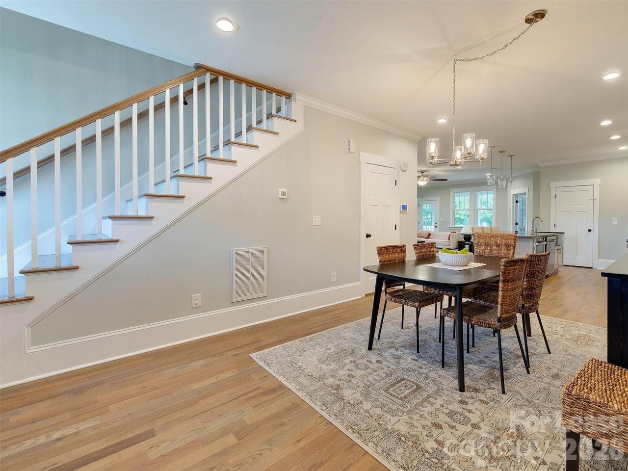 326 State St - Photo 7 of 48