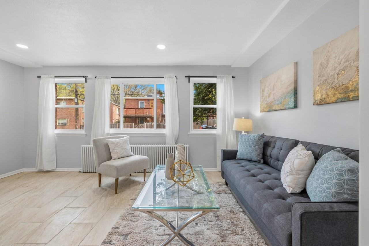 204 Webster Street Northeast #1 - Photo 7 of 22