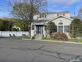 31 Ledge Ave #2 - Photo 1 of 1