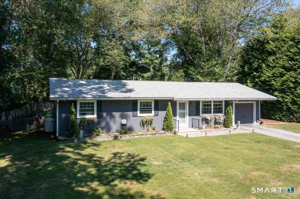 12 Allendale Rd - Photo 2 of 36