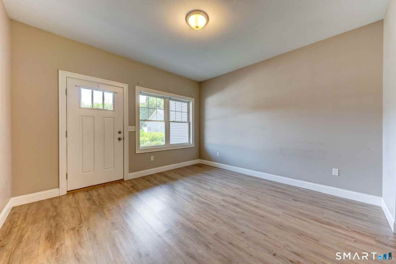 37 Hunters Ln #6 - Photo 5 of 21