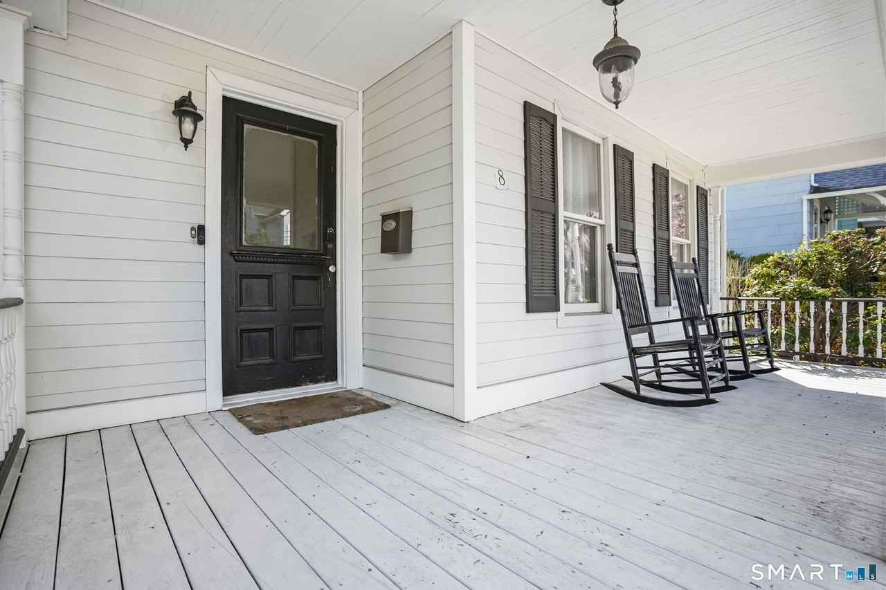 8 Quintard Ave - Photo 2 of 26