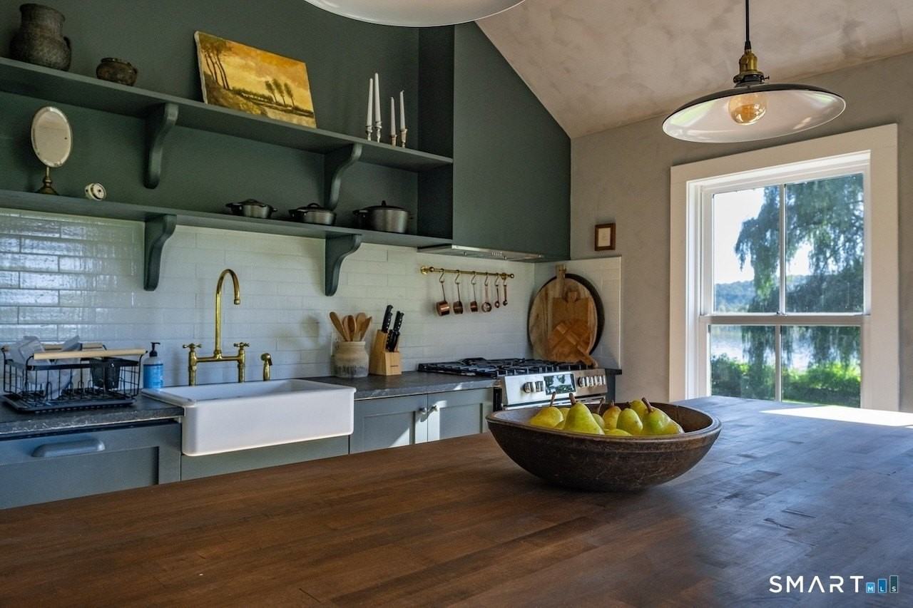 69 Mudge Pond Rd - Photo 6 of 28