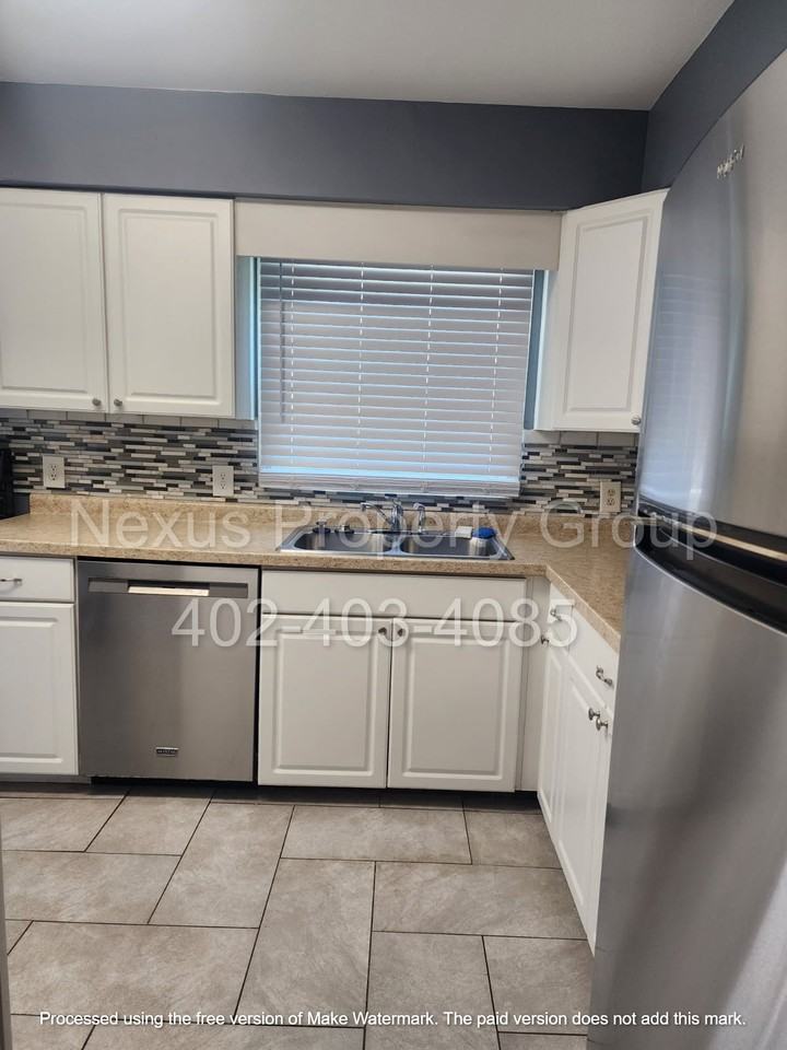 3613 S 78th St #1 - Photo 5 of 12