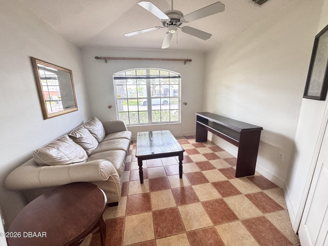 1315 Coconut Palm Cir - Photo 4 of 21