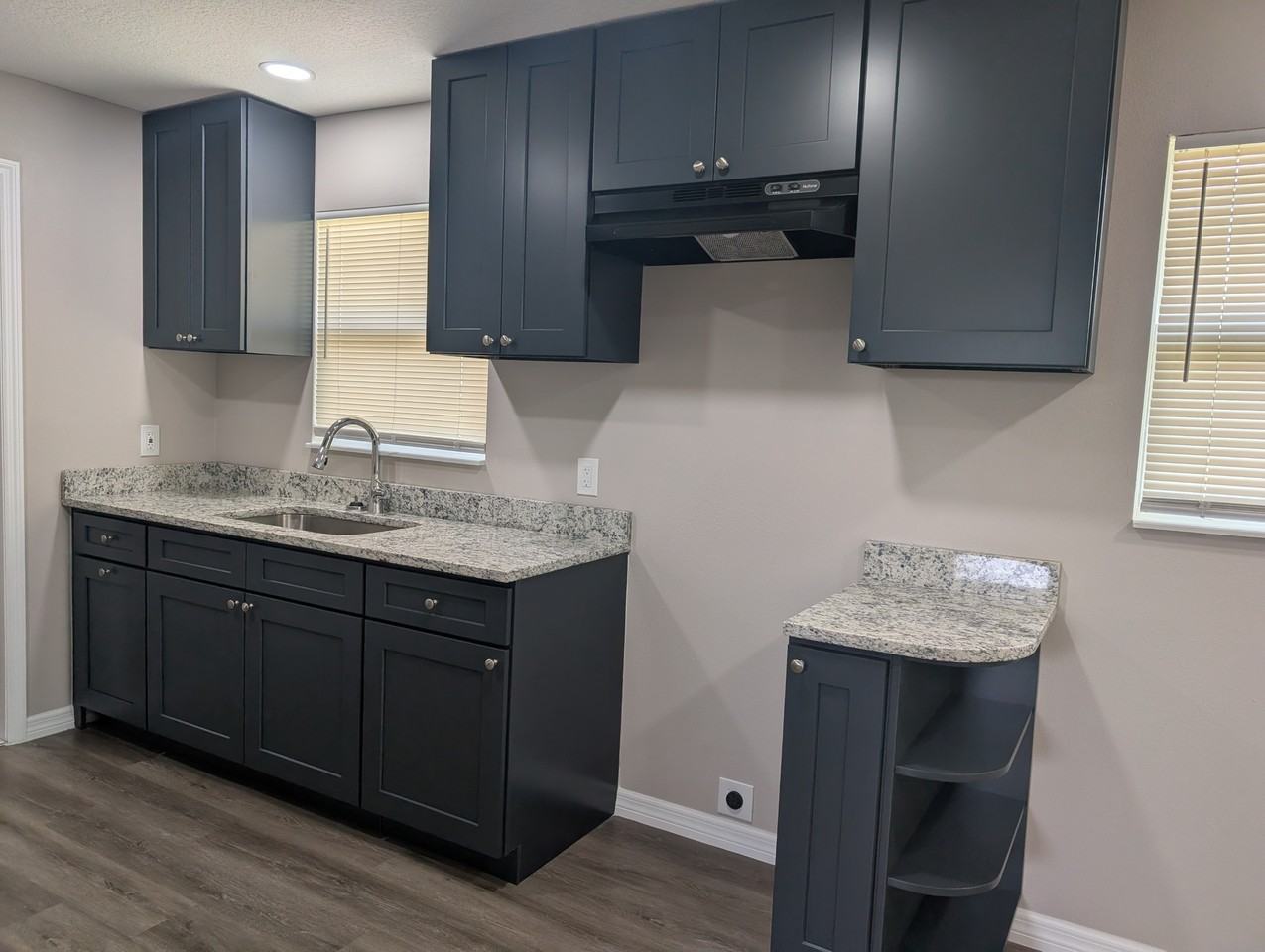811 Hills St #1 - Photo 6 of 15
