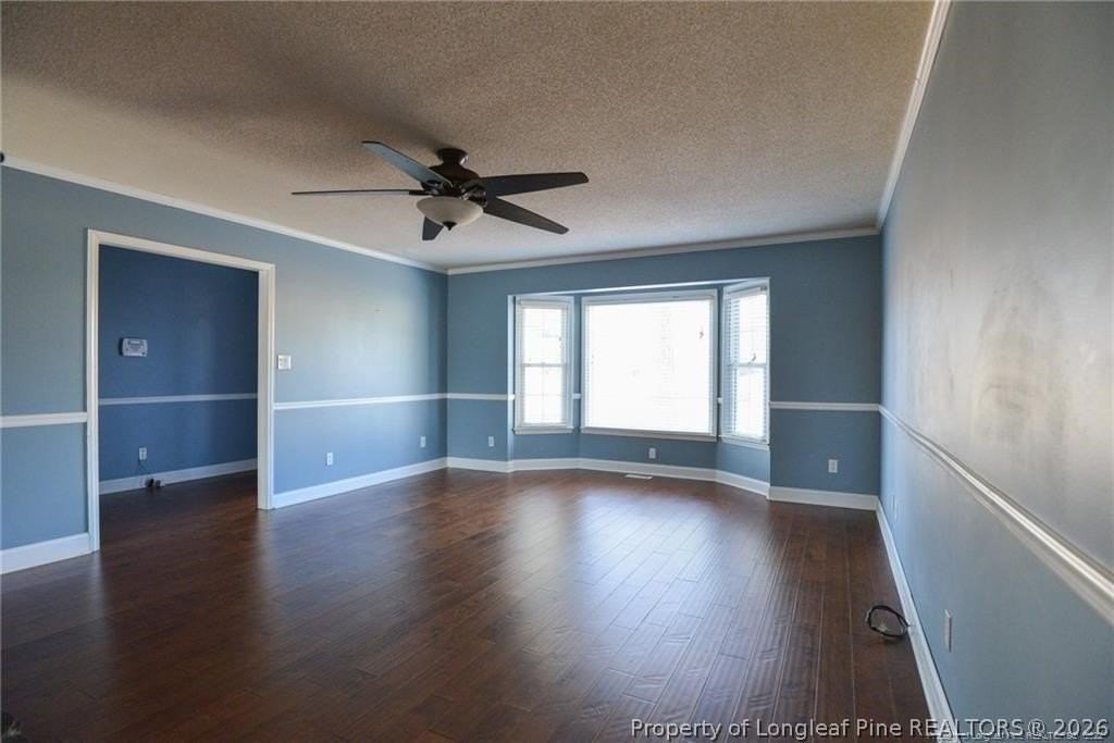 6913 Pine Creek Ct - Photo 6 of 17