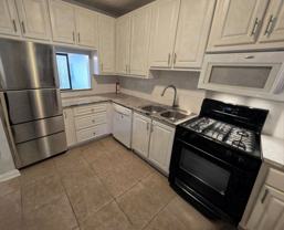 623 N Bay St #4 - Photo 1 of 1