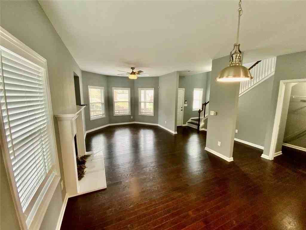 294 Bass St Sw - Photo 6 of 50