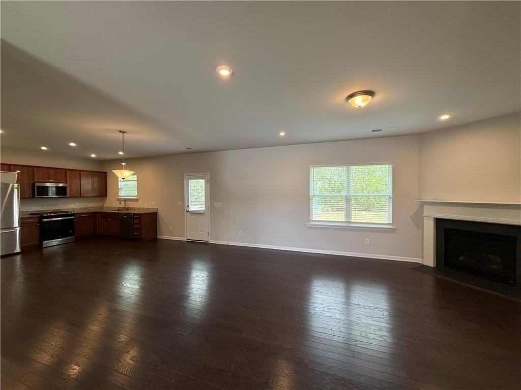 5839 Wheeler Ridge Rd - Photo 5 of 21