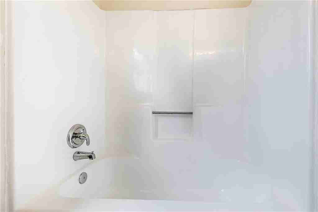 5791 Lisa Ln - Photo 7 of 22