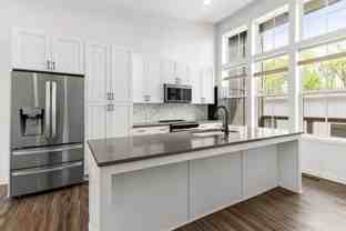 916 Brees Ct - Photo 1 of 1