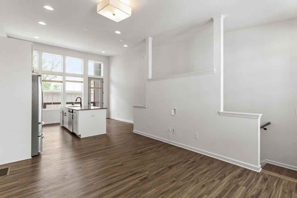 916 Brees Ct - Photo 2 of 31