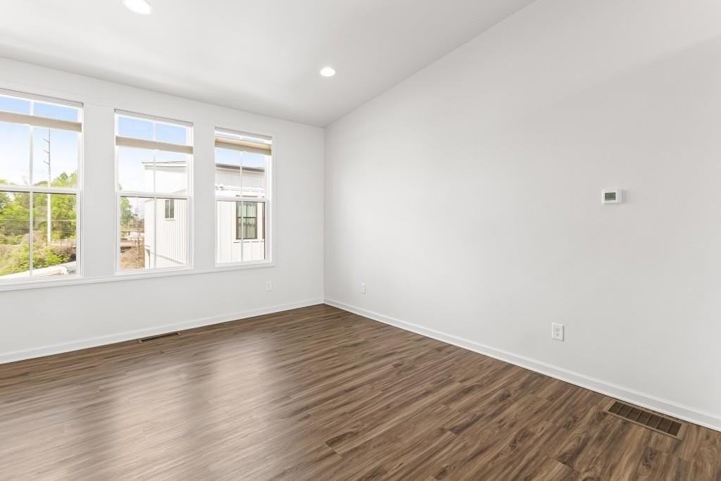 916 Brees Ct - Photo 7 of 31