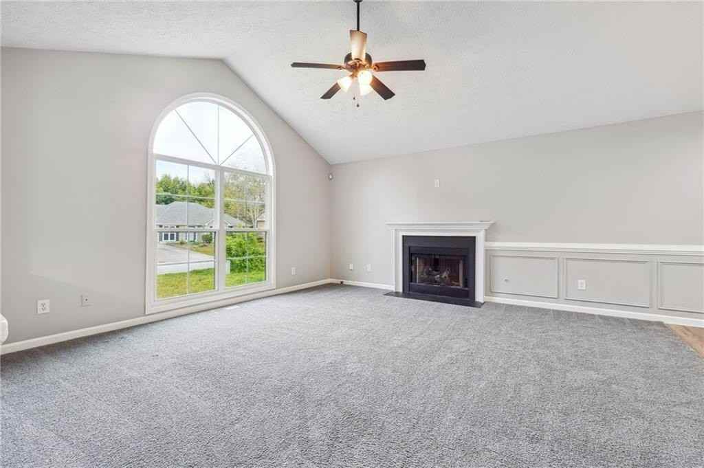 805 Grindstone Pl Sw - Photo 4 of 31