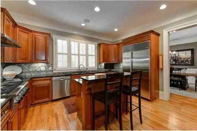 3475 Roxboro Rd Ne #4 - Photo 4 of 23