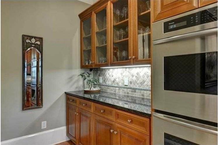 3475 Roxboro Rd Ne #4 - Photo 6 of 23