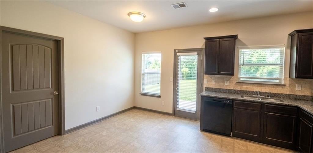 3325 Ivey Ridge Rd - Photo 4 of 23