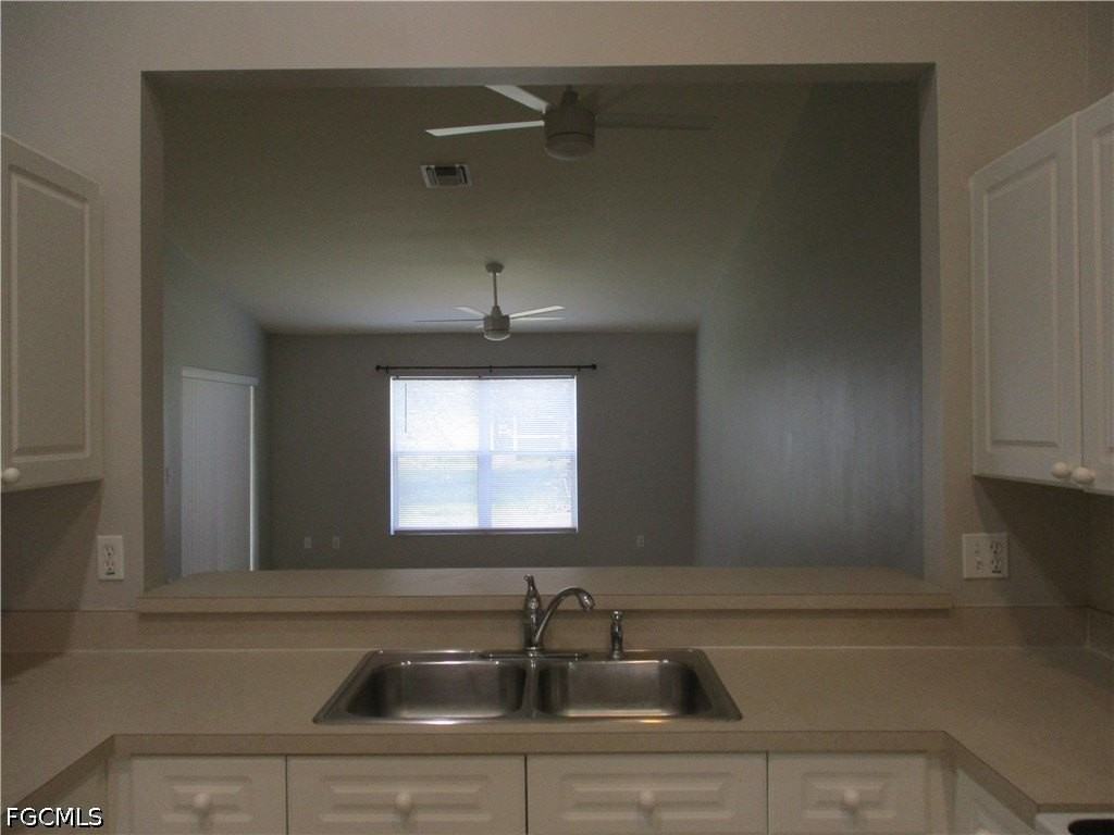 4330 Sw 7th Pl - Photo 7 of 11