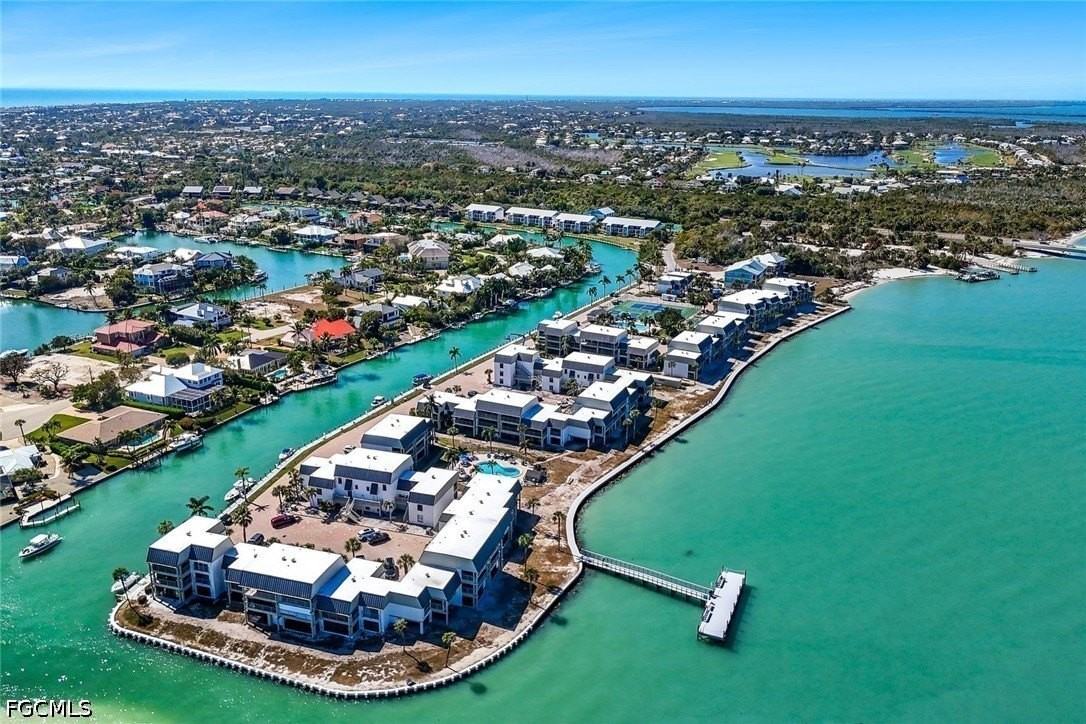 760 Sextant Dr #321 - Photo 7 of 40