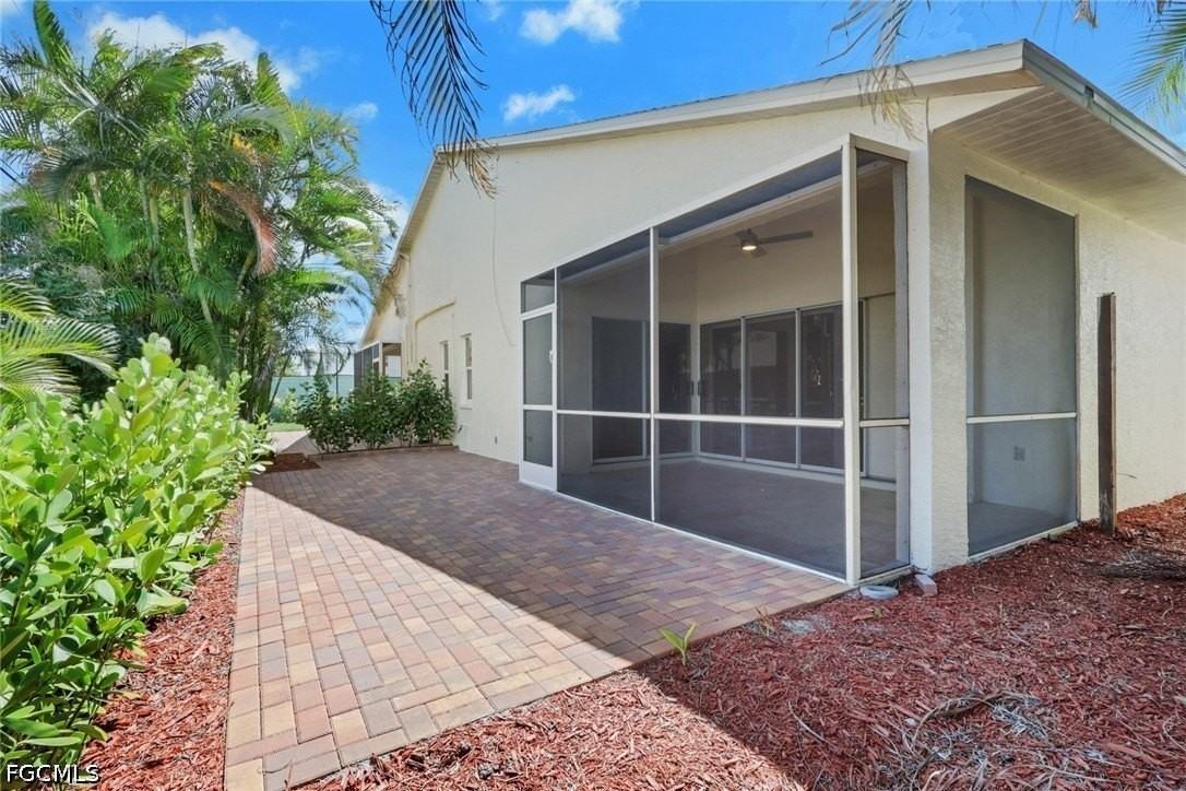 5011 Sw 16th Pl - Photo 2 of 22