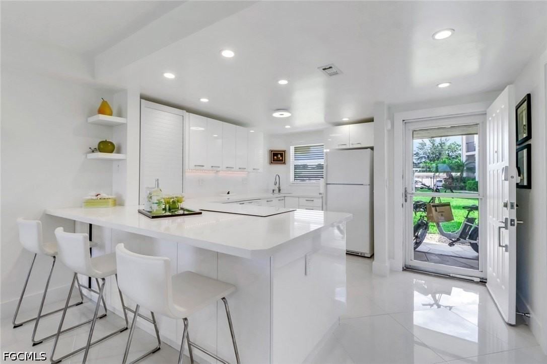 9 High Point Cir N #102 - Photo 3 of 48