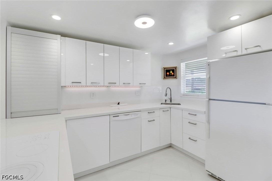 9 High Point Cir N #102 - Photo 6 of 48