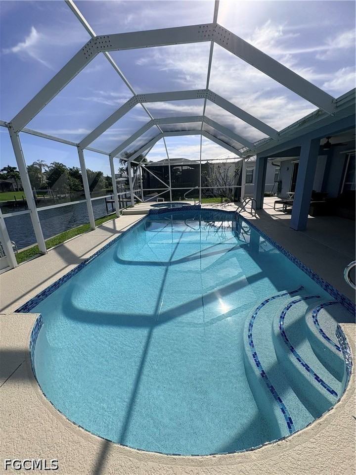 2823 Sw 39th Ter - Photo 2 of 16