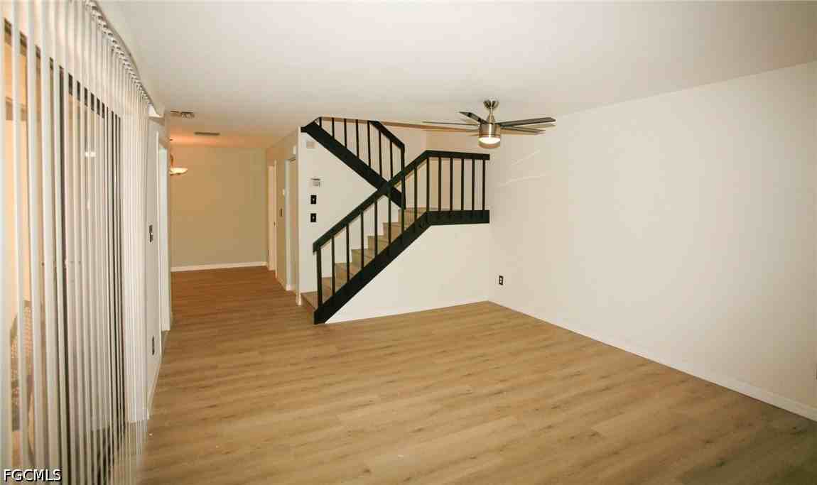 1653 Park Meadows Dr - Photo 5 of 20