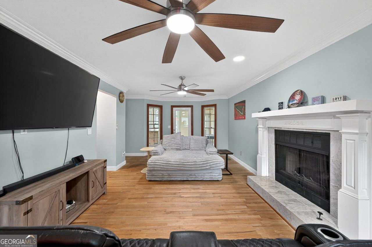 2878 Cardinal Trce - Photo 4 of 33