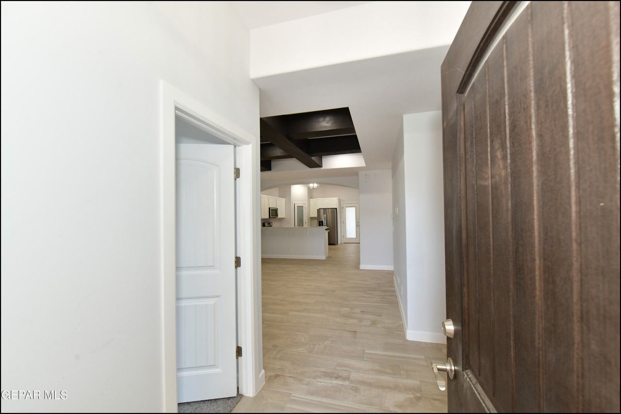 142 Ruth Trl - Photo 6 of 41