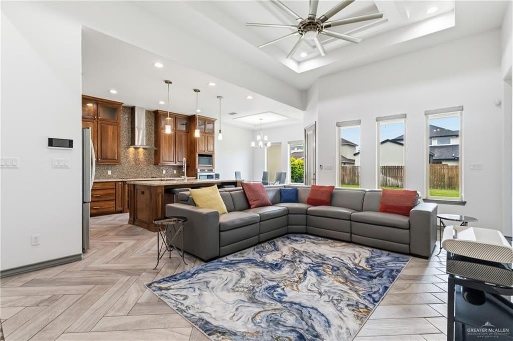 1612 Red River Ave - Photo 2 of 19