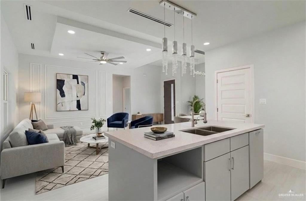 1119 E Evergreen Ave - Photo 6 of 16