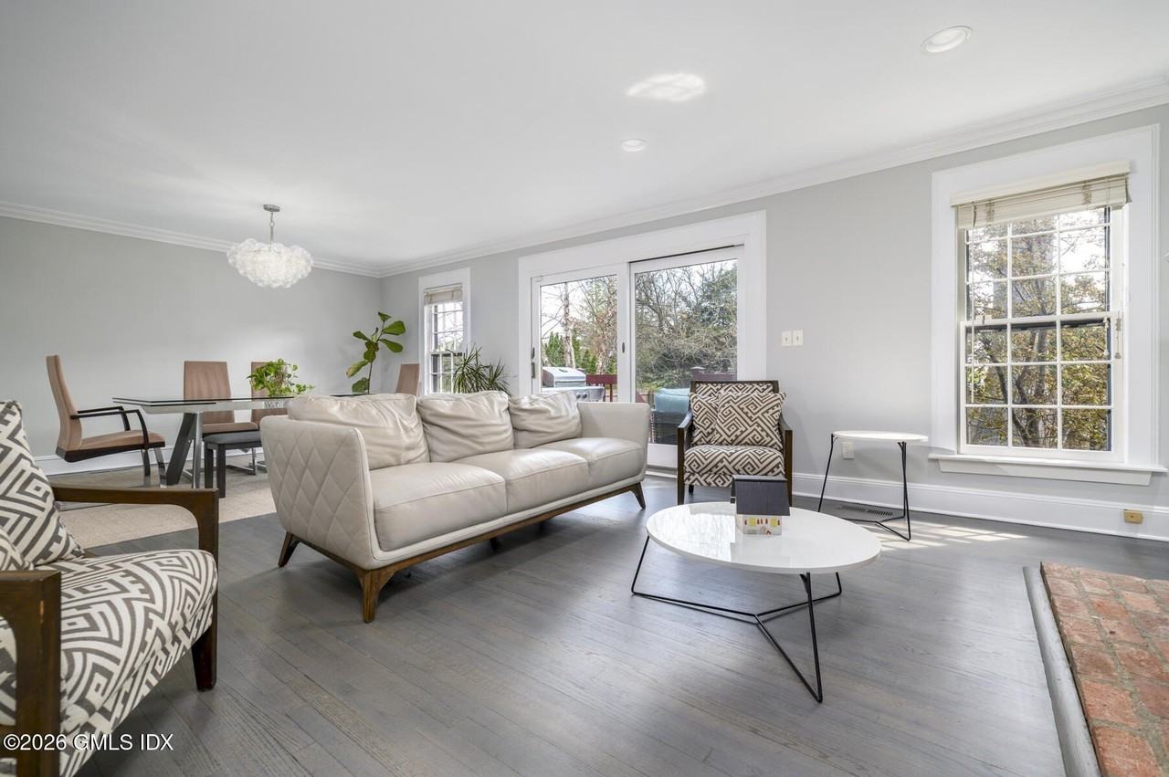 49 Indian Harbor Dr #7 - Photo 2 of 37