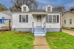 featured image of 19435 Mccormick St