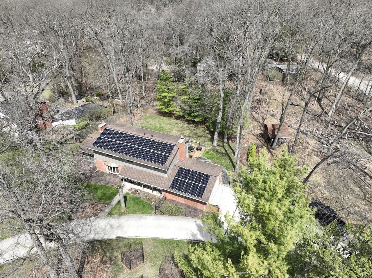 2854 Parkridge Dr - Photo 2 of 23